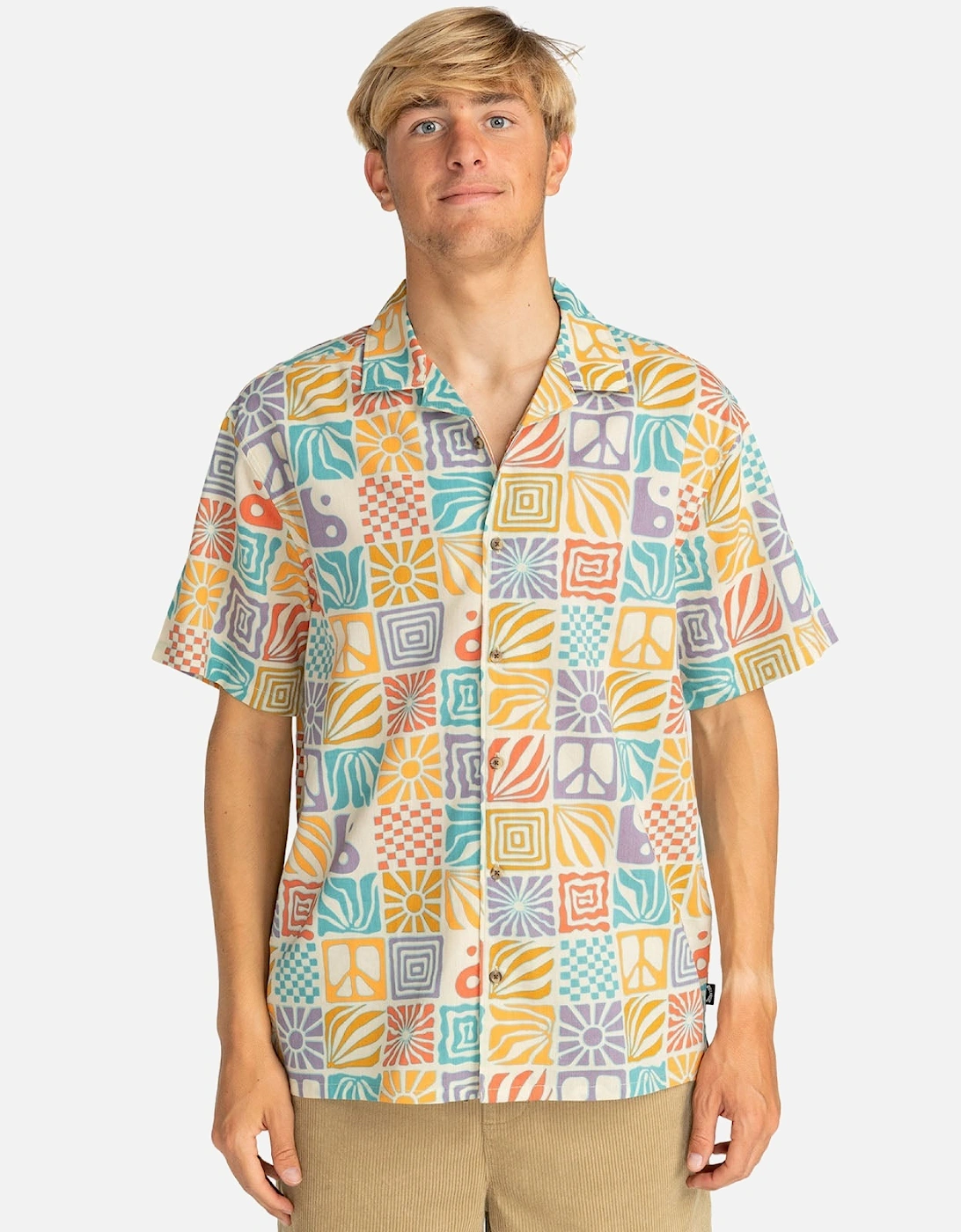 Mens Sunday Vacay Short Sleeve Shirt