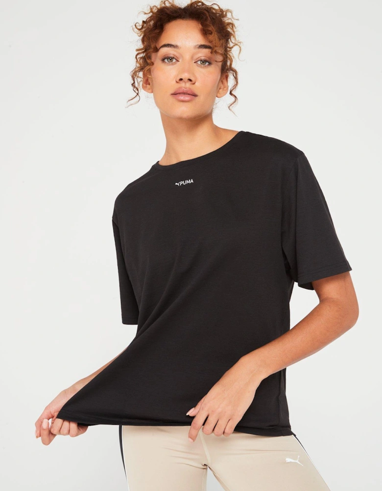 Womens Training Graphic Oversized Fit Tee - Black