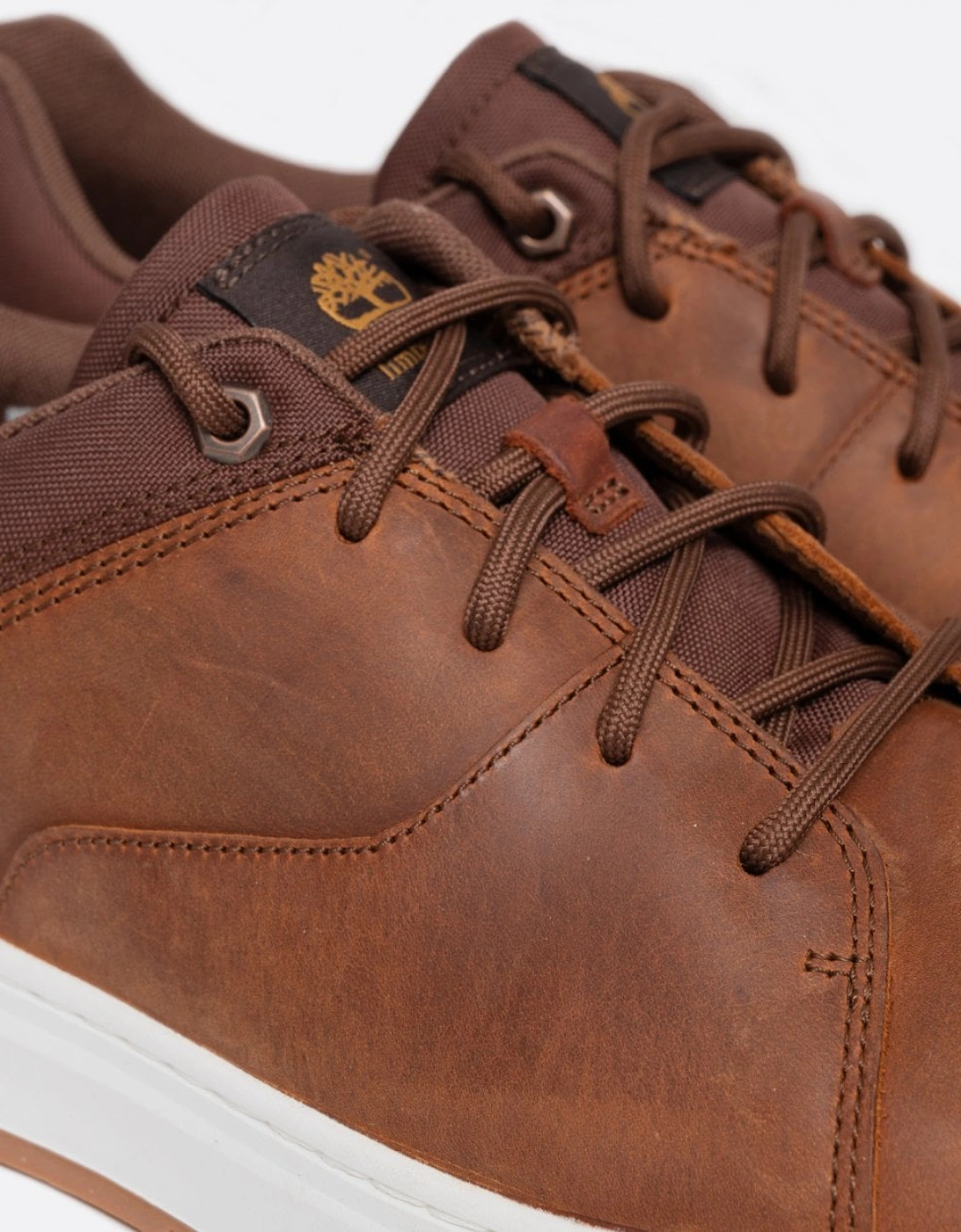 Maple Grove Low Mens Trainers