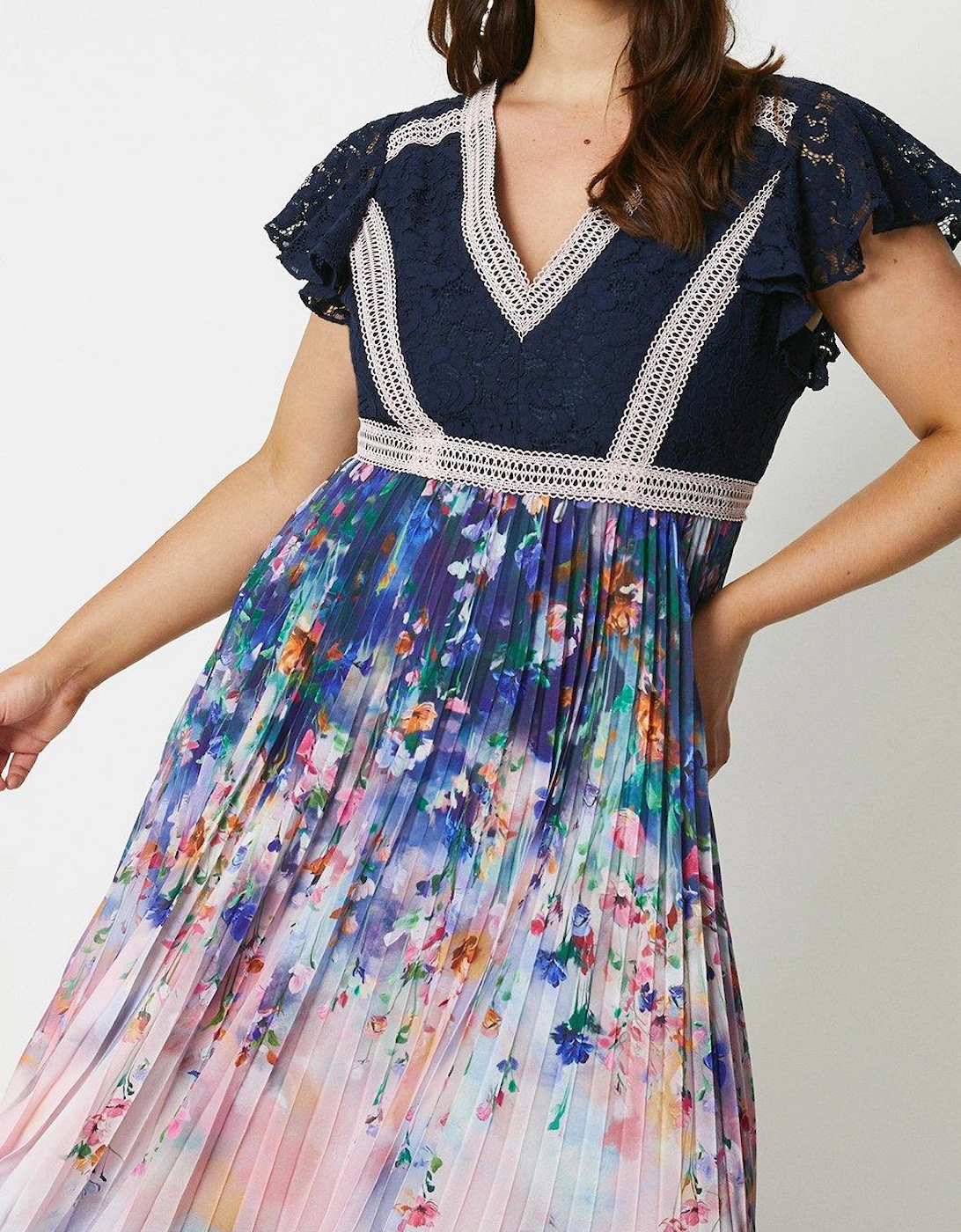 Plus Lace Top Pleated Skirt Midi Dress