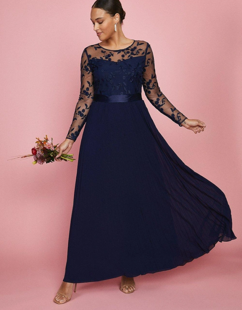 Plus Size Embroidered Long Sleeve Maxi Dress