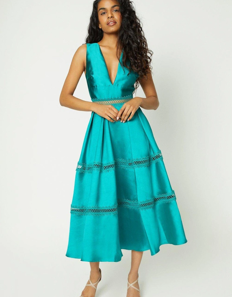 Petite Plunge Neck Twill Midi Dress With Lace Trims