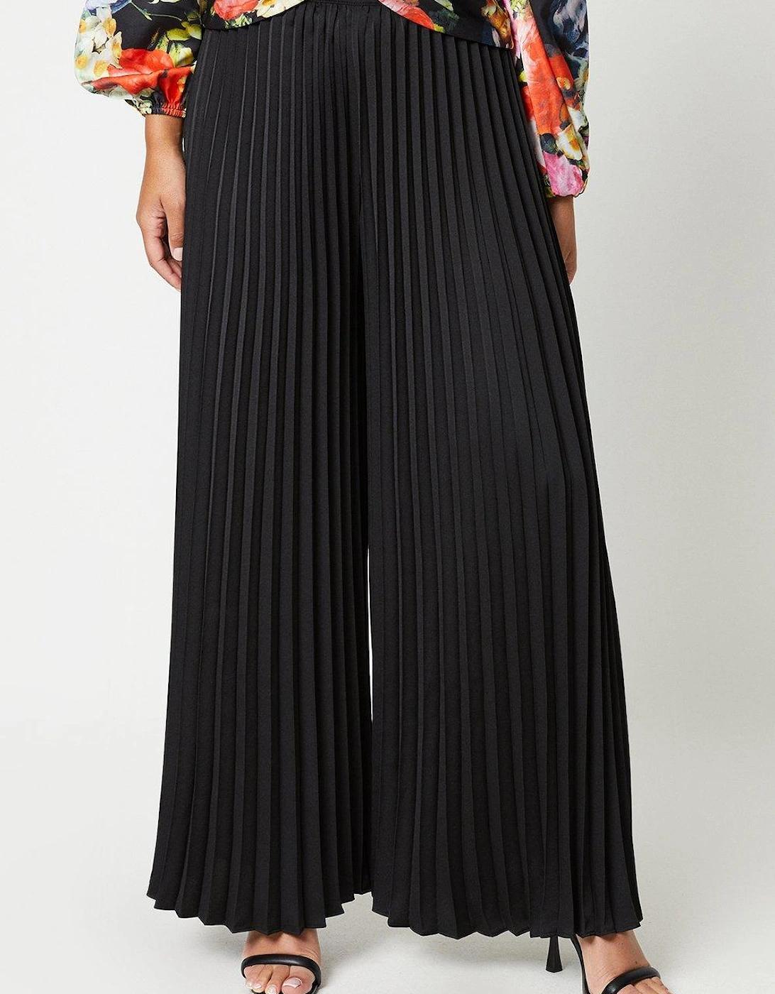 All Over Pleated Wide Leg Trousers