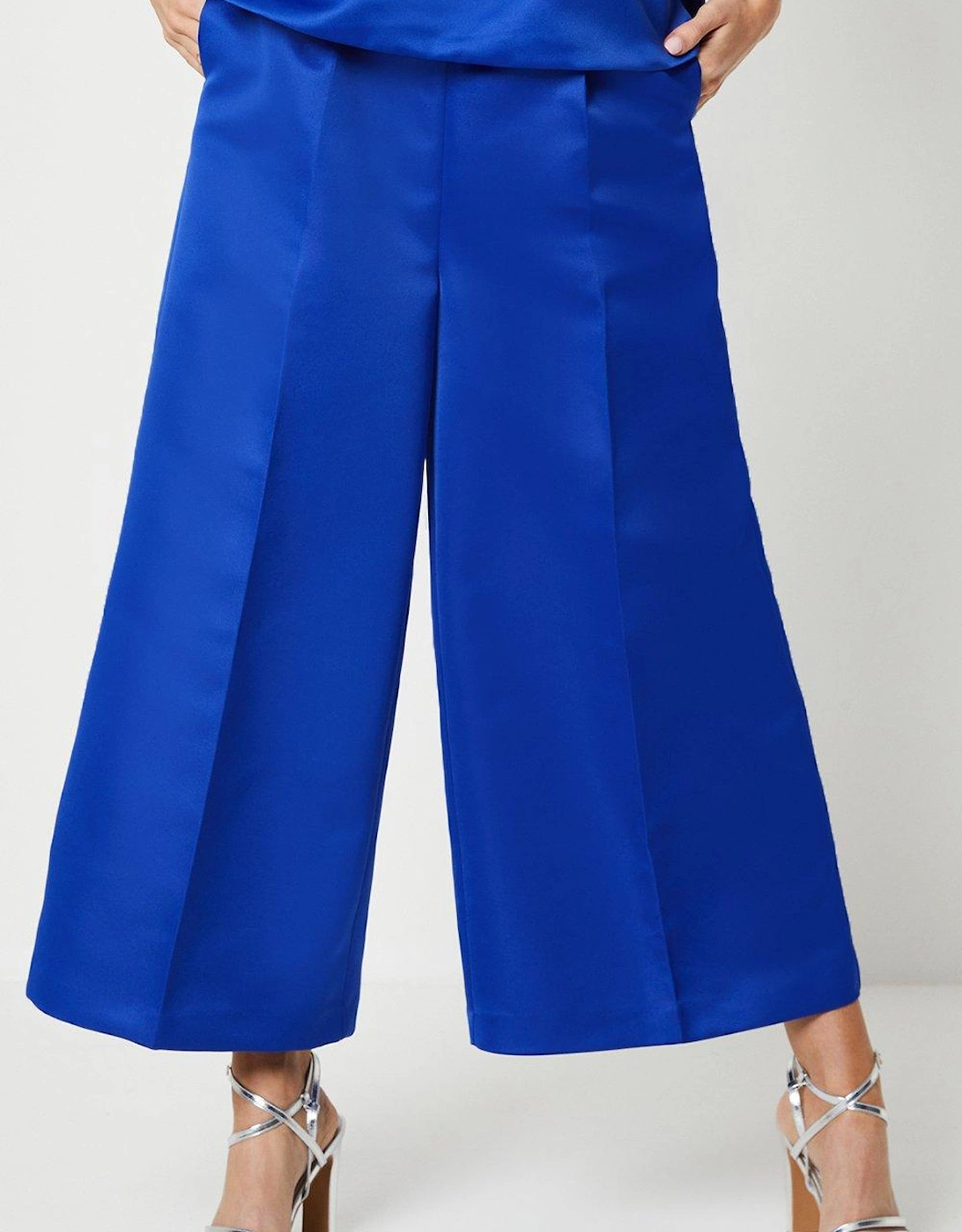 Wide Leg Structured Satin Trouser