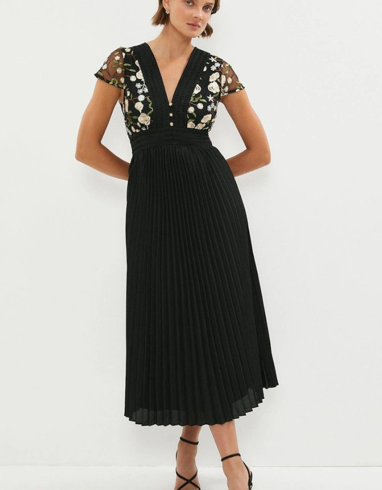 Embroidered Mesh Midi Dress With Pleat Skirt