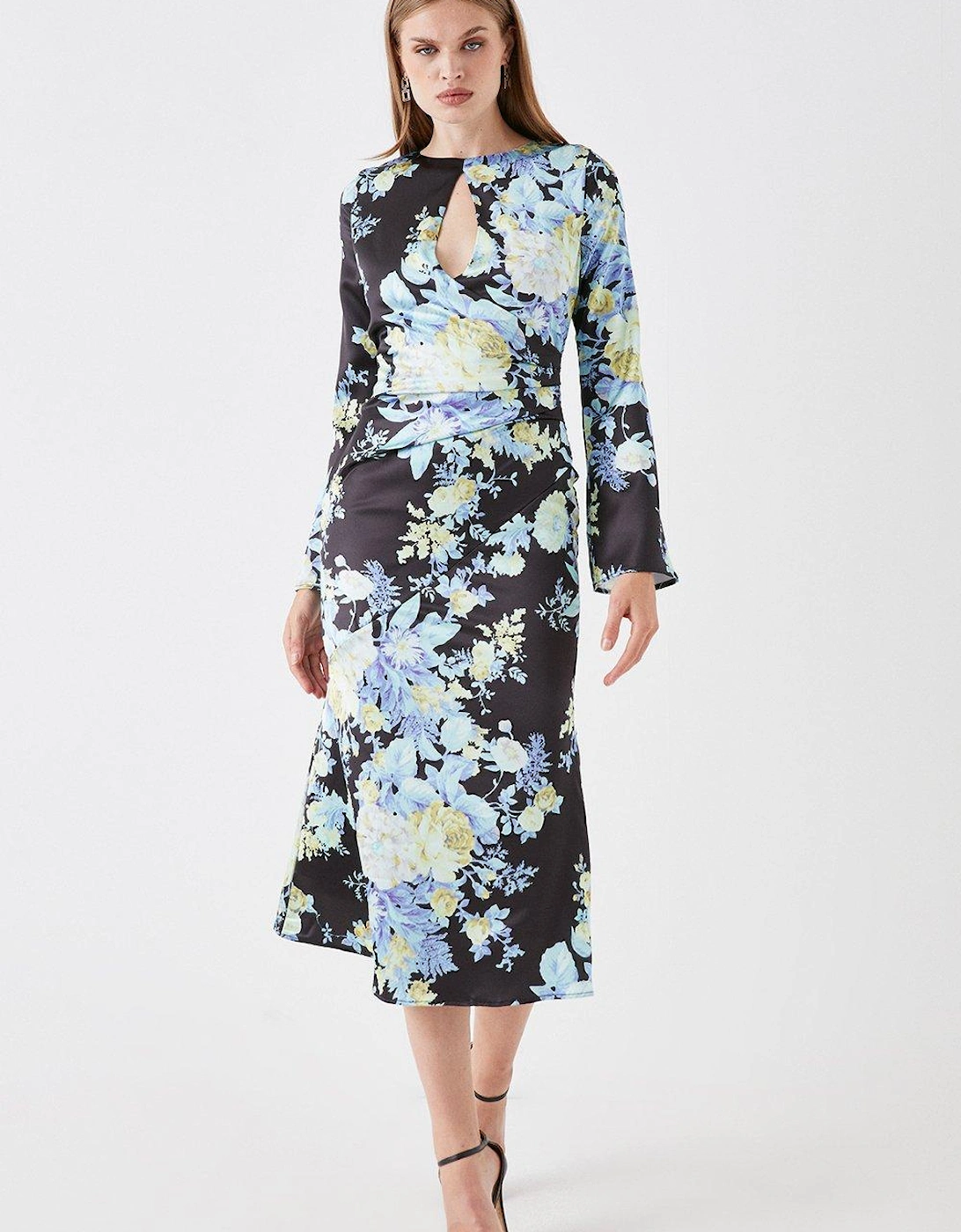 Sophie Habboo Printed Flare Sleeve Dress, 5 of 4