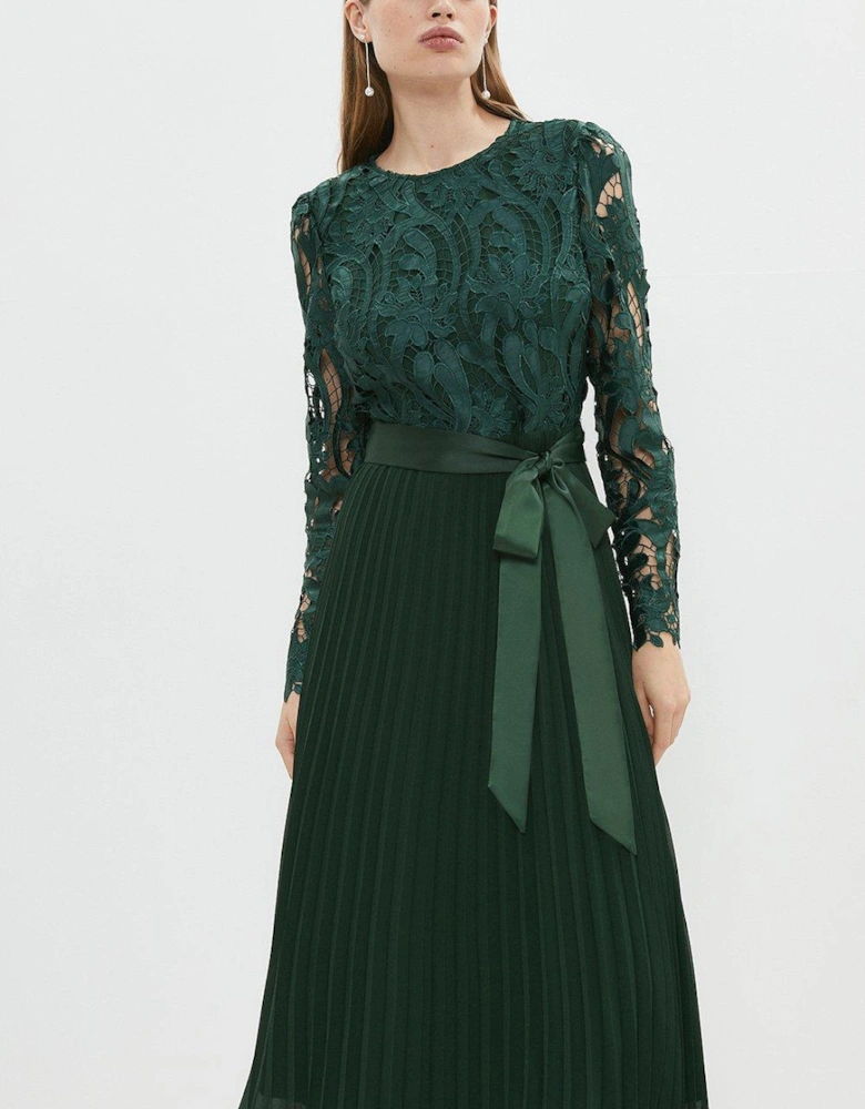 Long Sleeve Lace Bodice Pleat Skirt Midi Dress