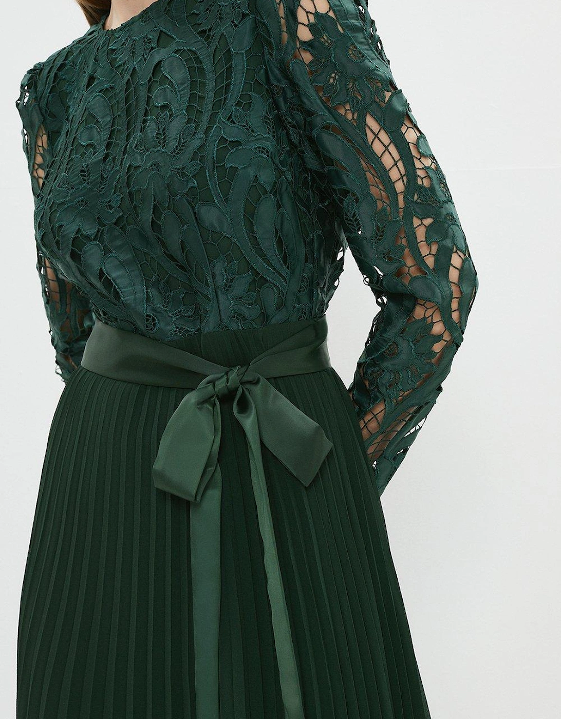 Long Sleeve Lace Bodice Pleat Skirt Midi Dress