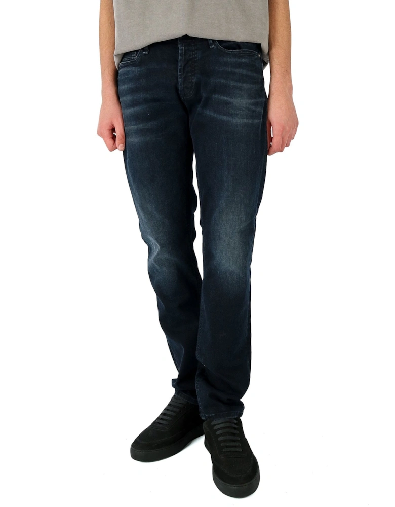 Razor Stretch Washed Dark Blue Jean