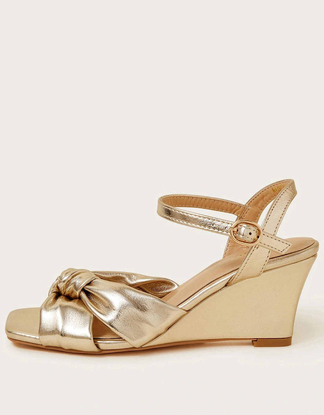 Gold Knot Front Wedge, 2 of 1