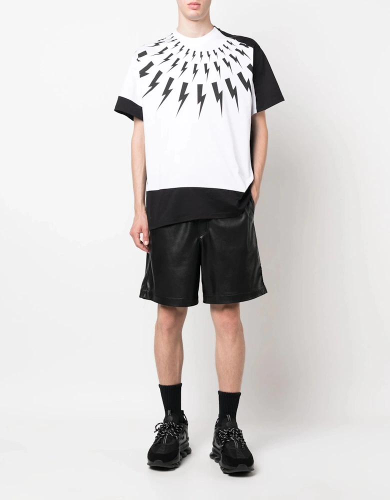 Split Front Lightning Bolt Printed T-Shirt in Black