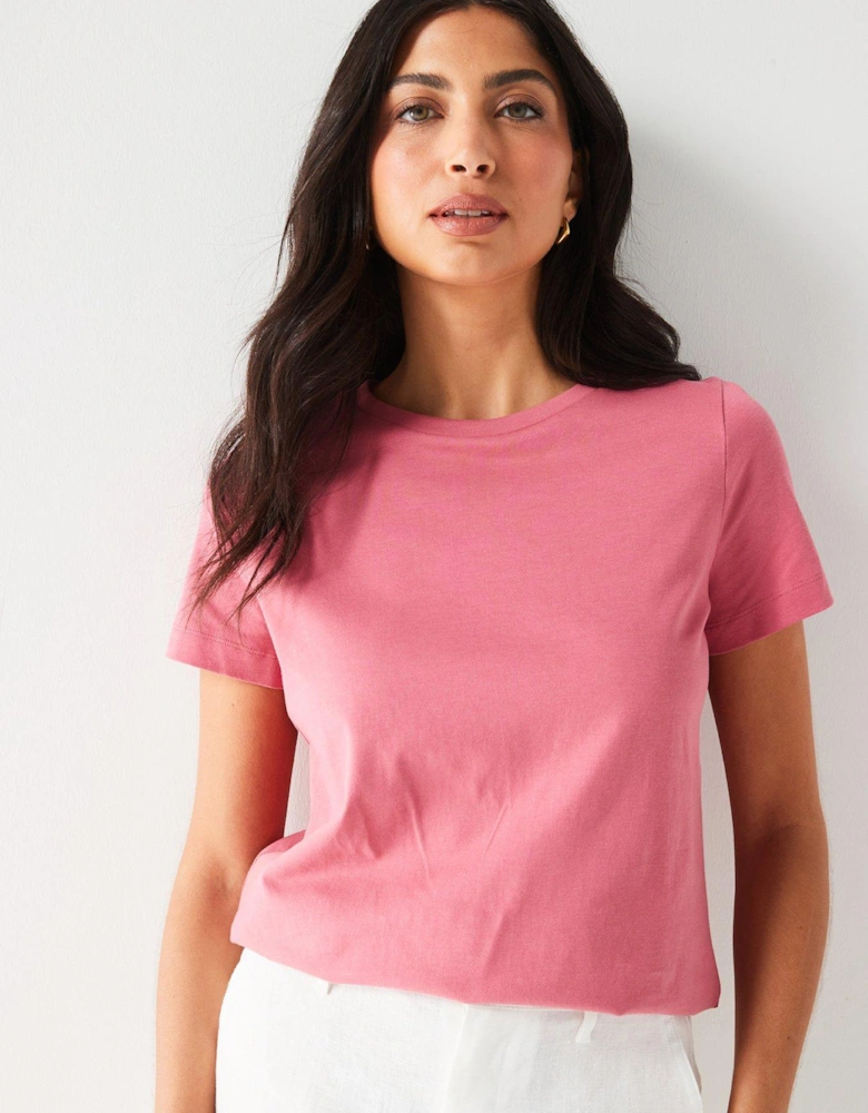 The Essential Crew Neck T-Shirt - Pink