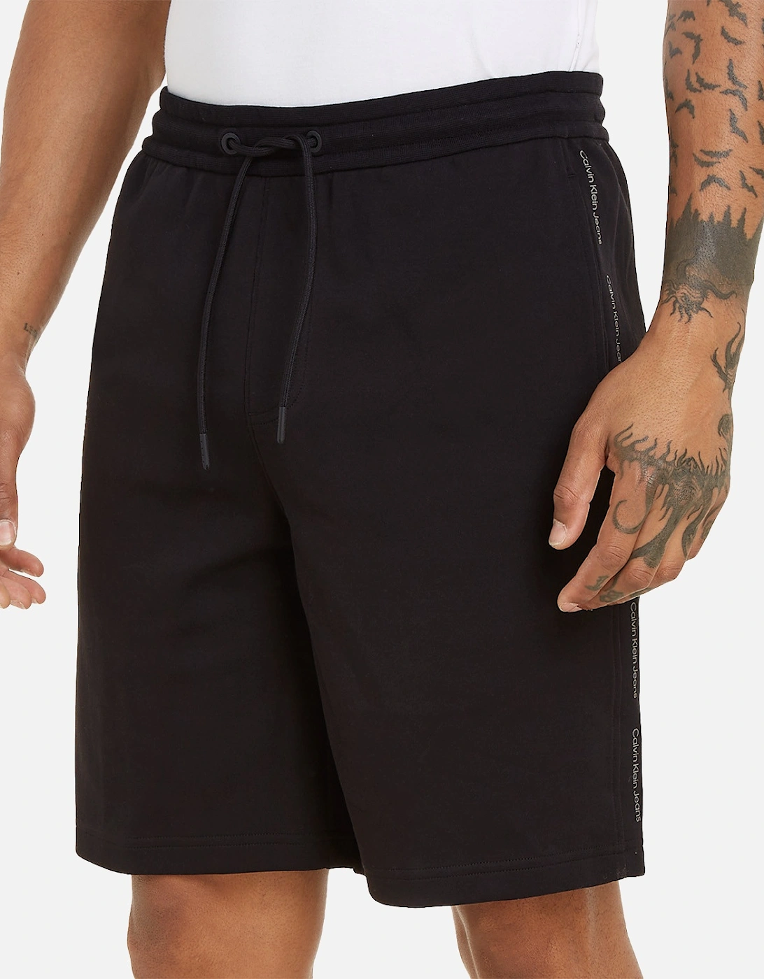 Mens Repeat Logo Tape Shorts (Black)