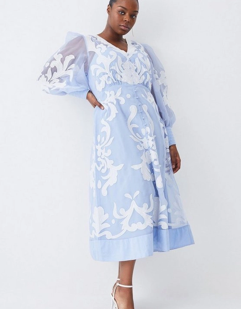 Plus Size Applique Organdie Buttoned Woven Maxi Dress