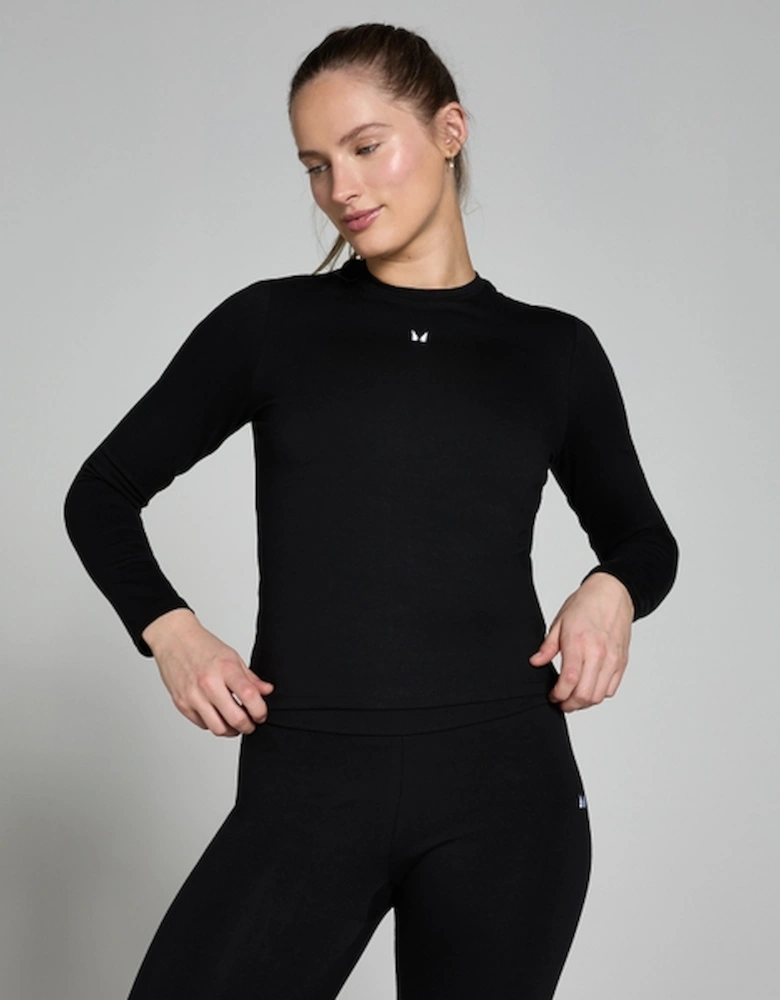 Women's Basic Body Fit Long Sleeve T-Shirt - Black