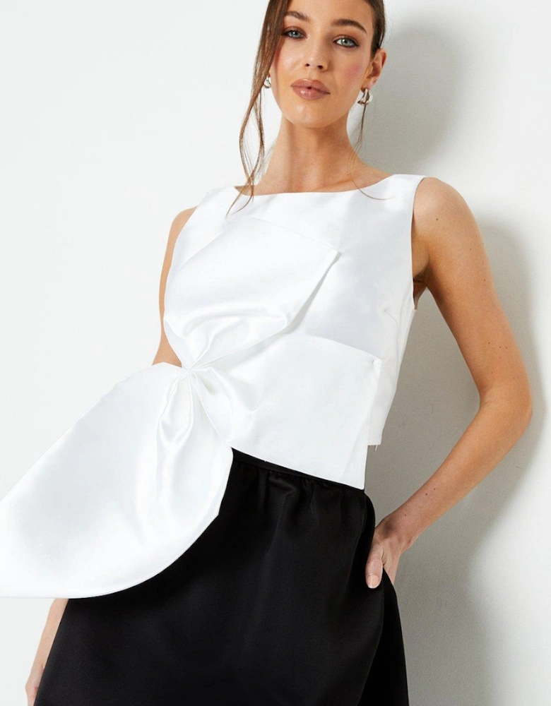 Statement Bow Twill Shell Top
