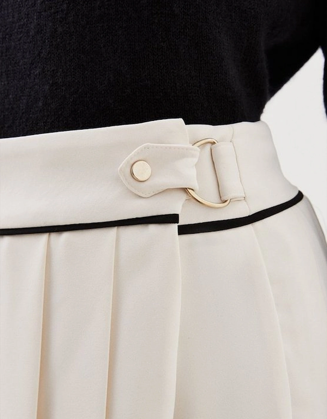 Soft Tailored Tab Detail Pleated Mini Skirt
