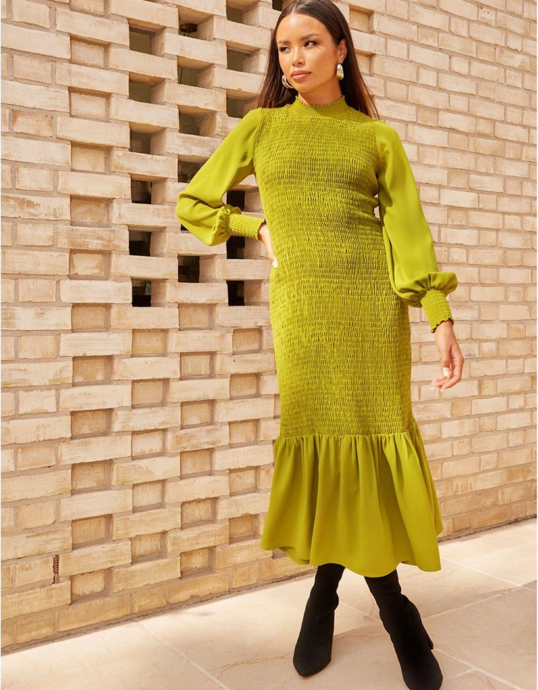 Long Sleeve Shirred Maxi Dress In Green, 2 of 1