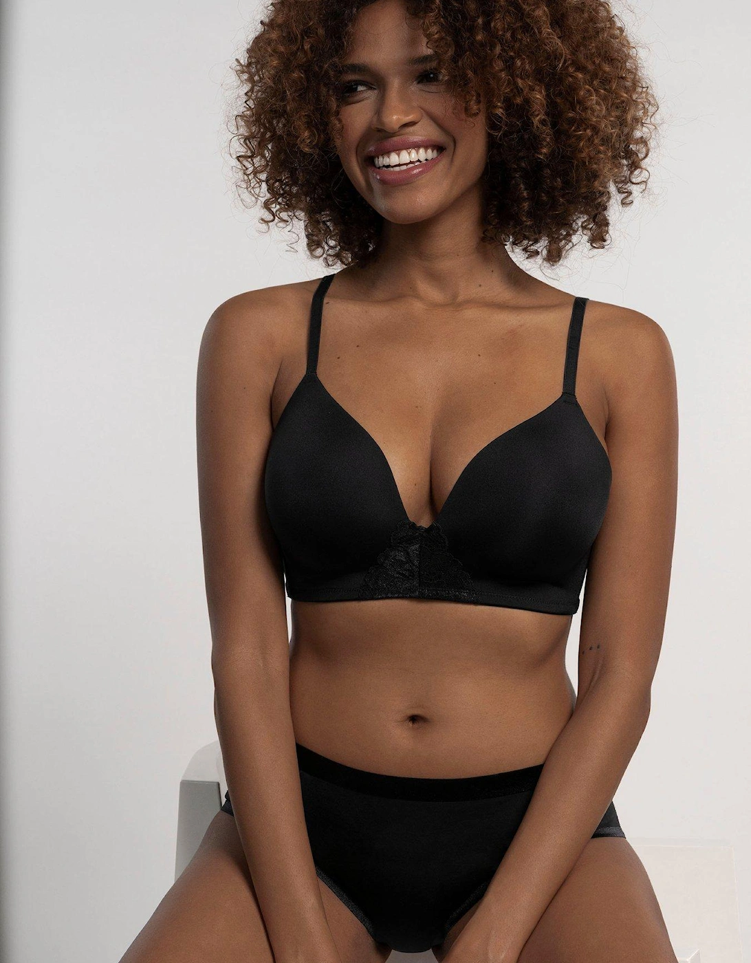 2 Pack Michelle Light Padded Soft Non Wired Bra - Black Beige