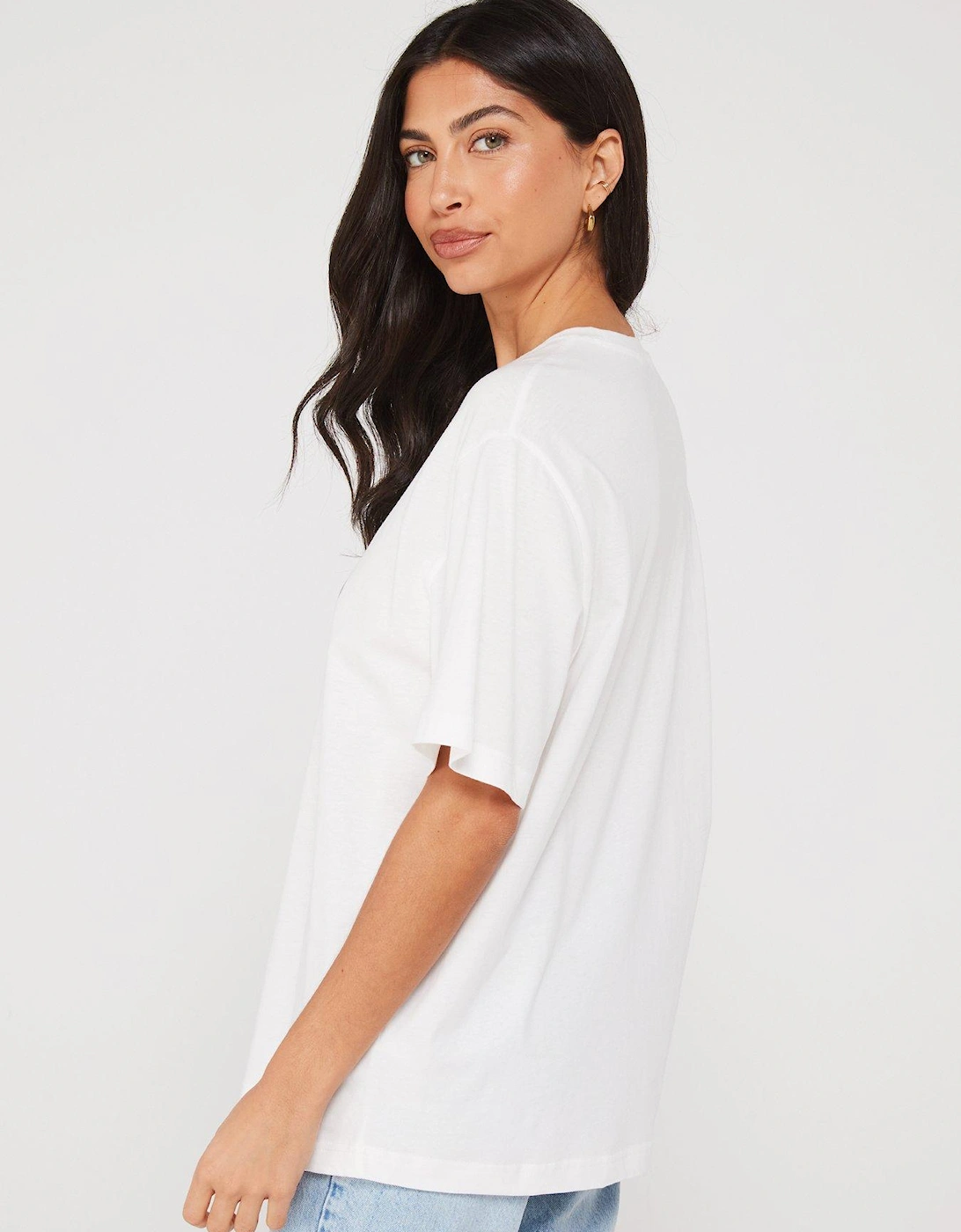 Oversized Graphic T-Shirt - White