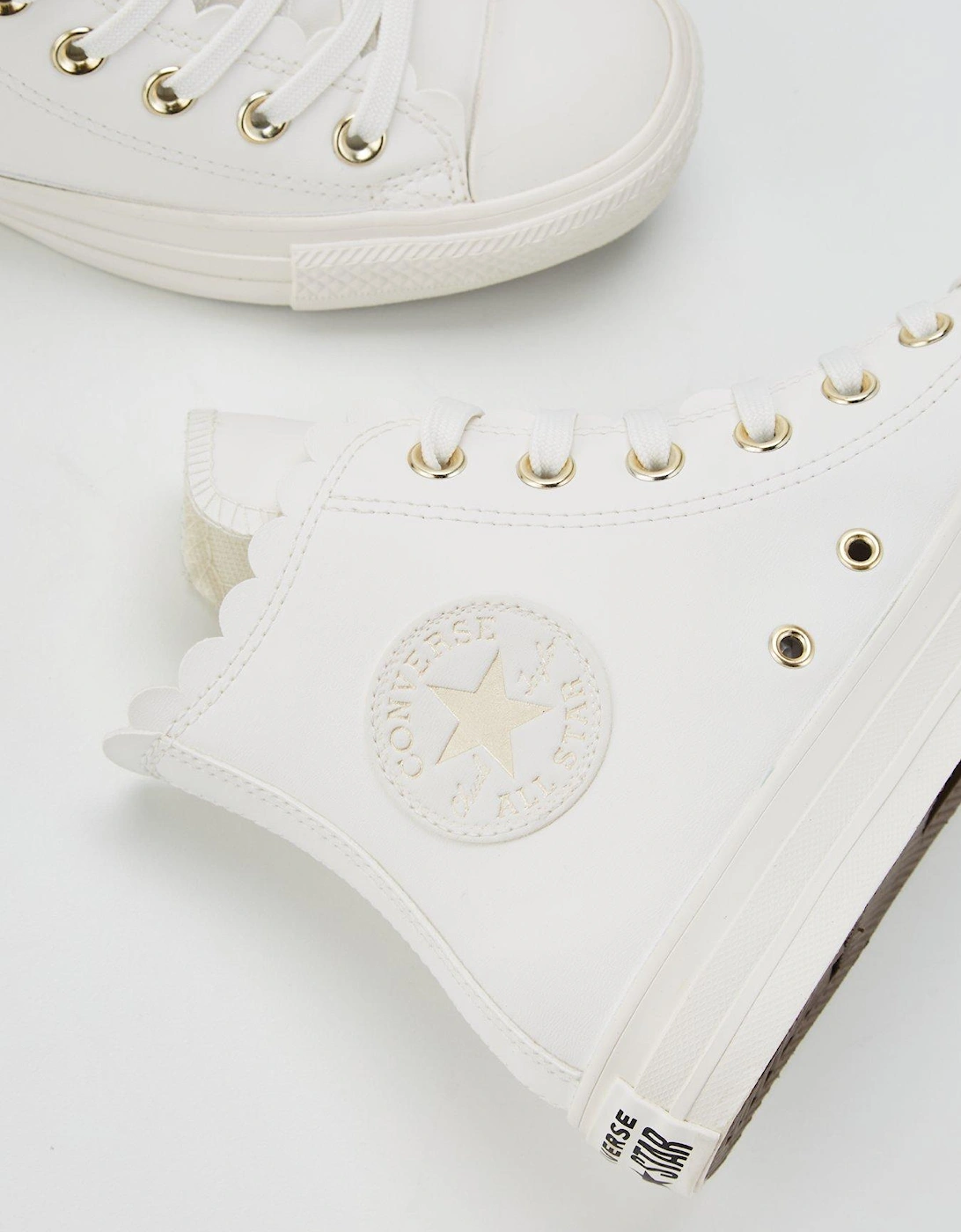 Chuck Taylor All Star Synthetic Hi - White