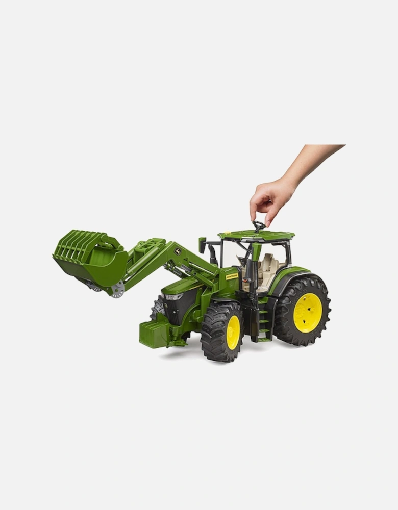 John Deere 7R 350 with frontloader