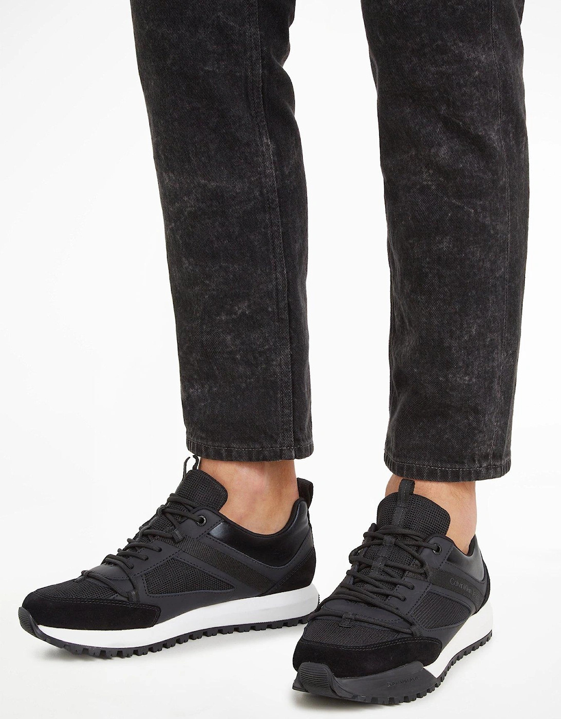 Toothy Runner Low Laceup Mix - Black/White