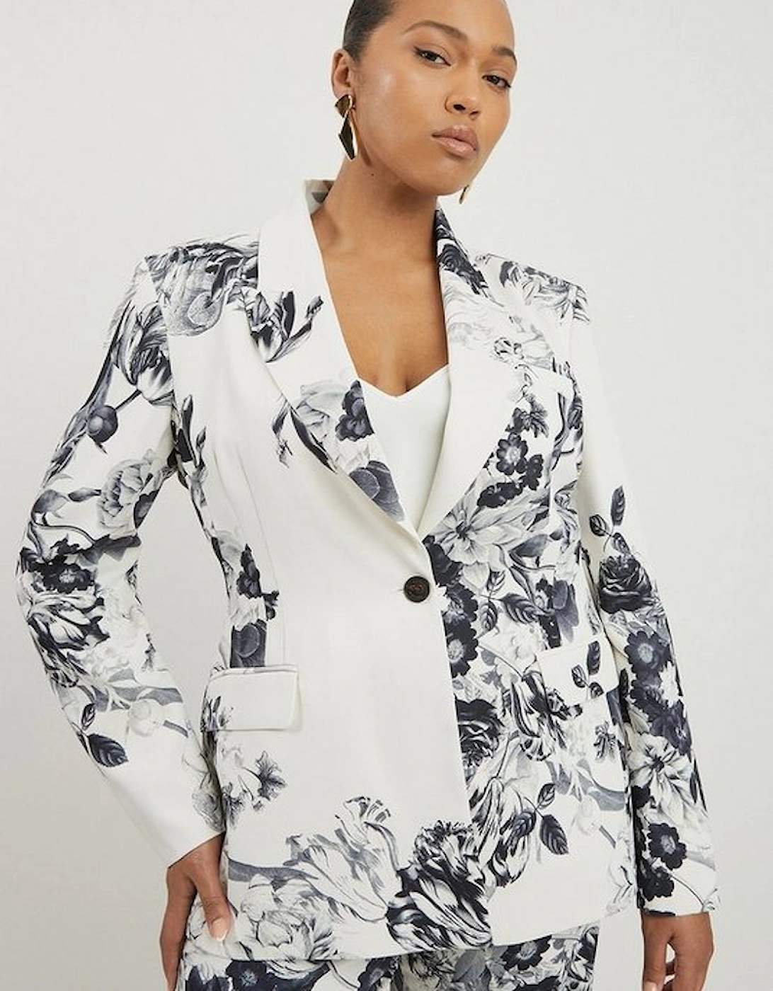 Plus Size Tailored Crepe Mono Floral Single Breasted Blazer, 4 of 3