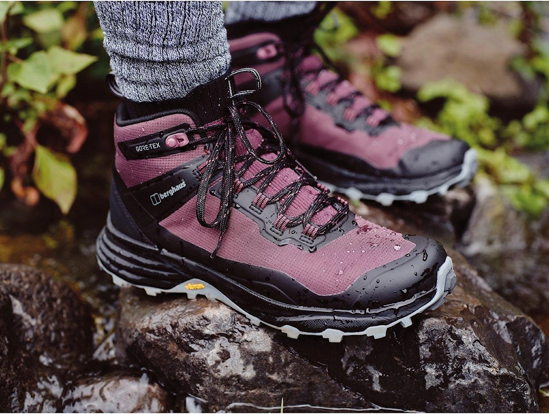 Womens Vc22 Midi Gortex Walking Boot - Red/Black