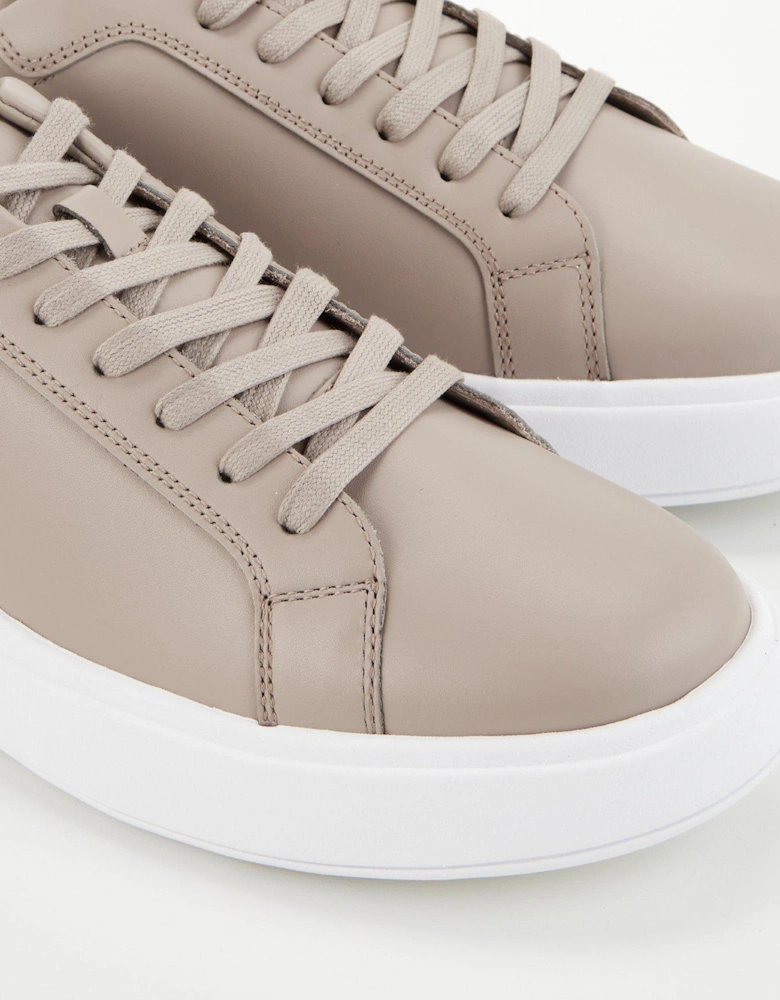 Low Top Lace Up Leather Trainer