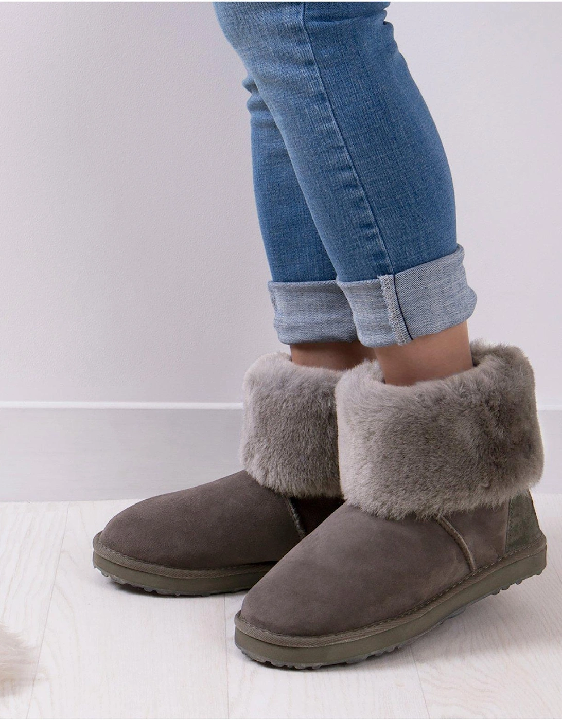 Ladies Cornwall Sheepskin Boot - Granite