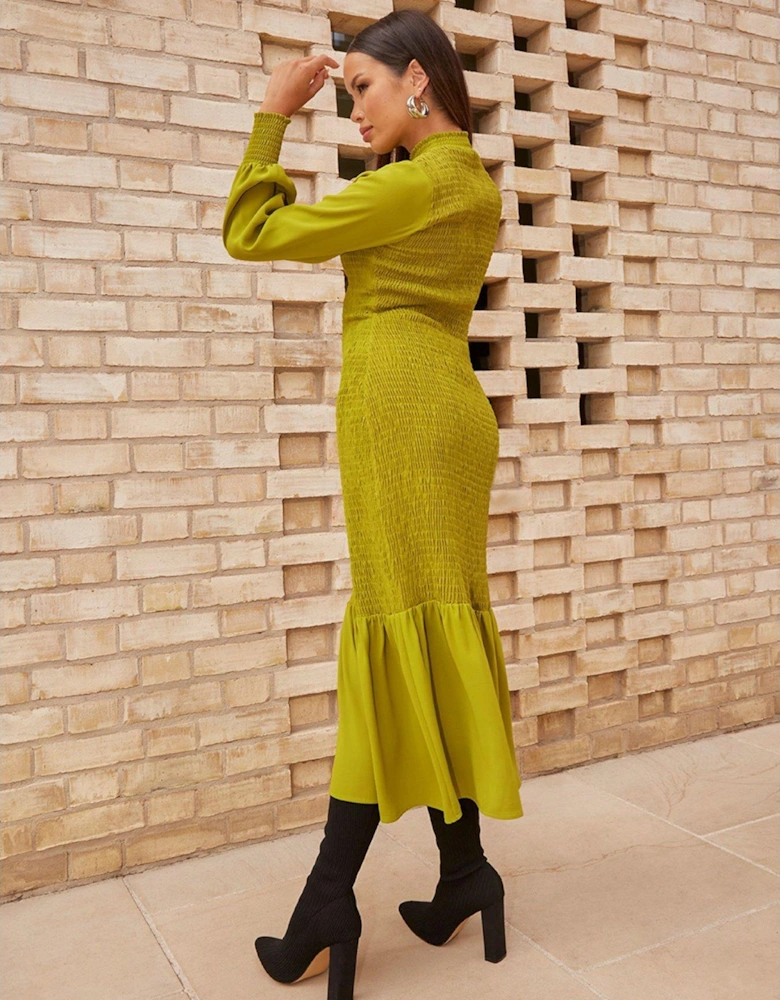 Long Sleeve Shirred Maxi Dress In Green