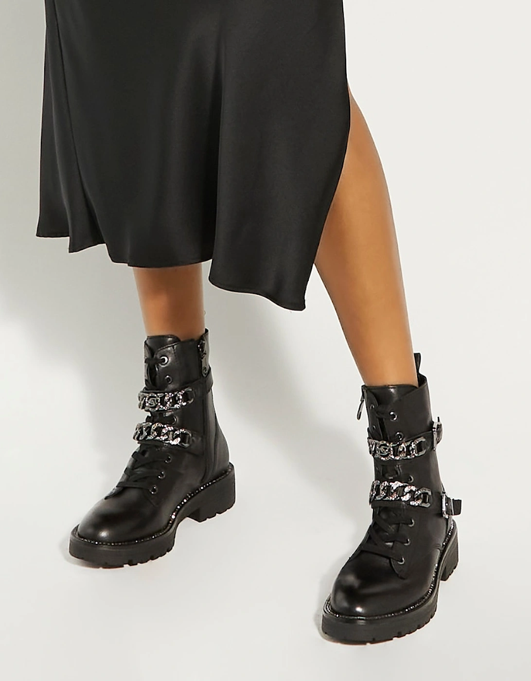 Ladies Plazas - Branded-Chain-Detail Ankle Boots