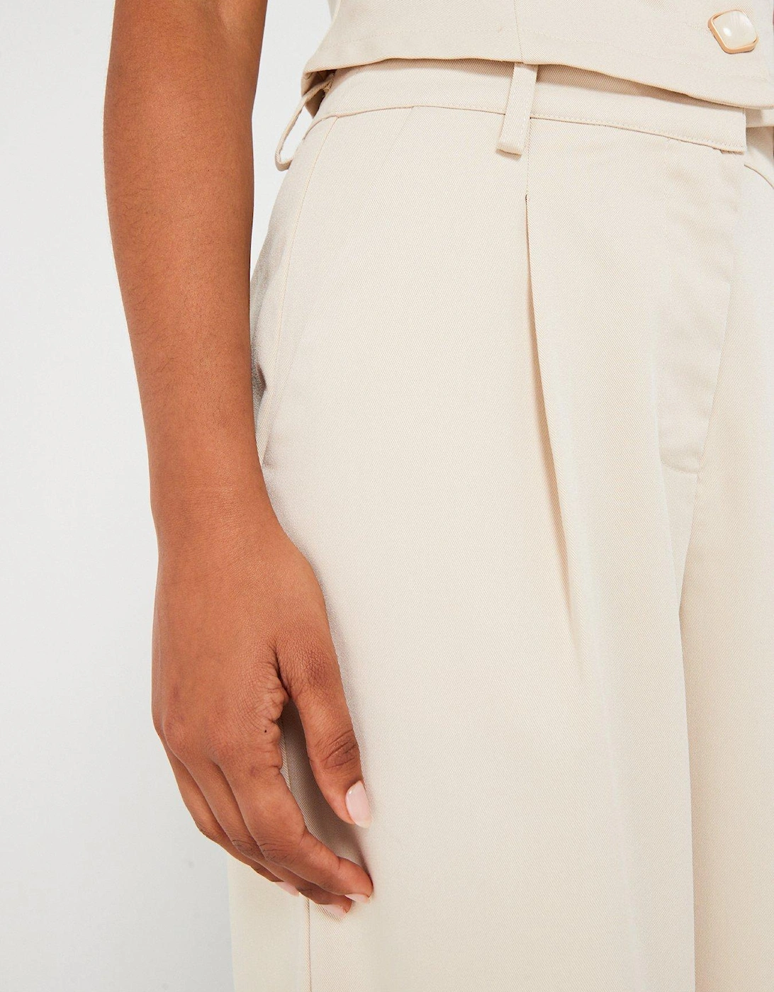 Straight Leg Trouser - Cream