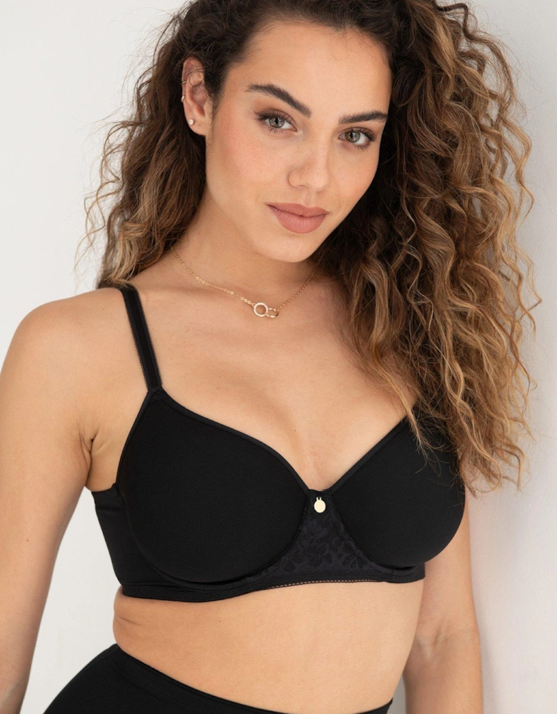 Effortless Super Soft Spacer T-Shirt Bra - Black