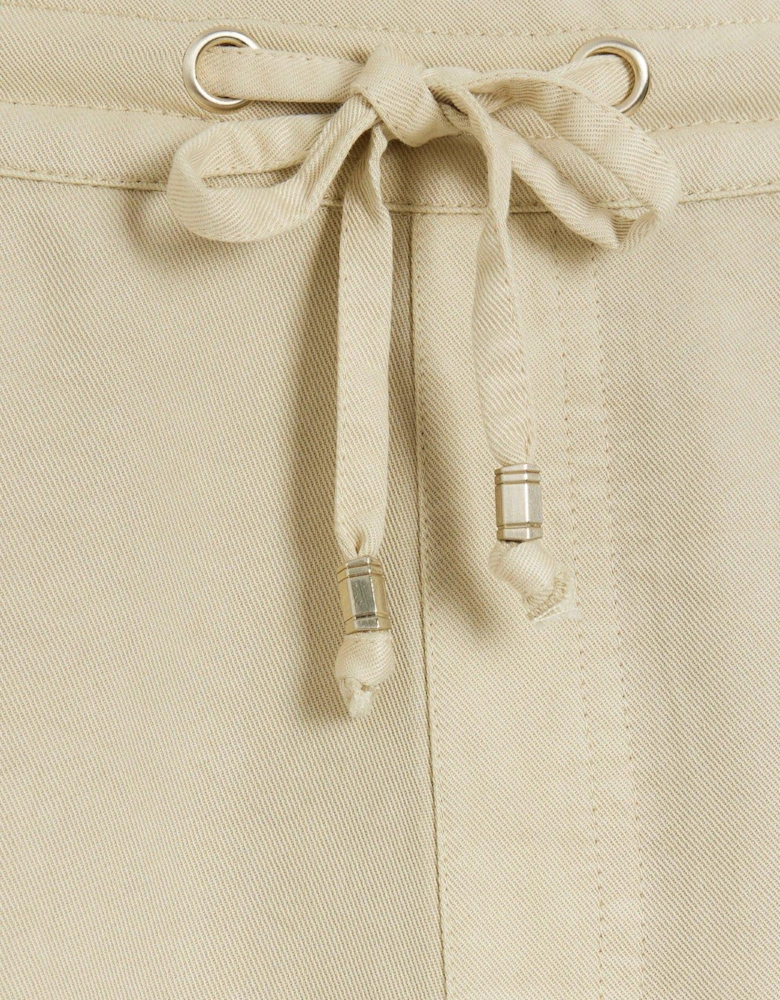 Relaxed Lyocell Shorts - Light Beige
