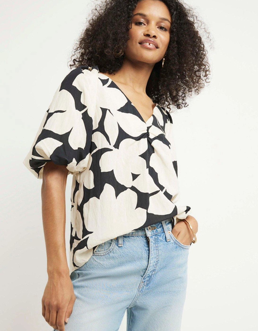 Floral Neck Blouse - Black