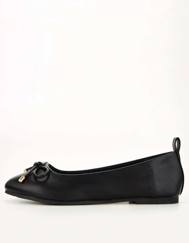 Wide Fit Round Toe Ballerina - Black