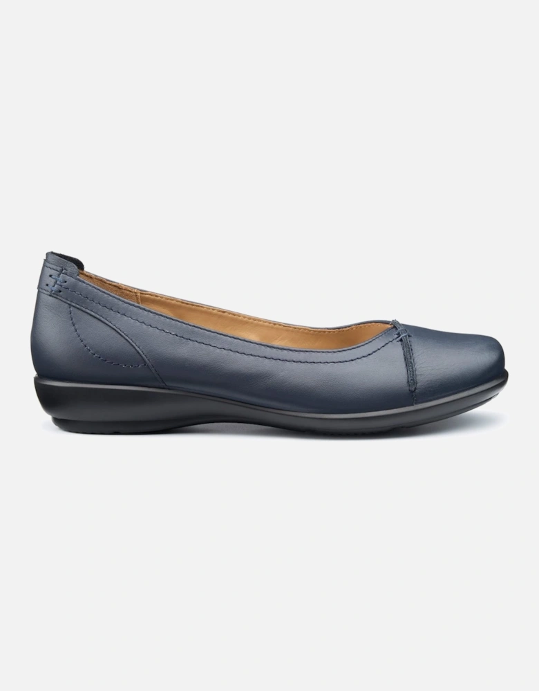 Robyn II Womens Wide Fit Pumps