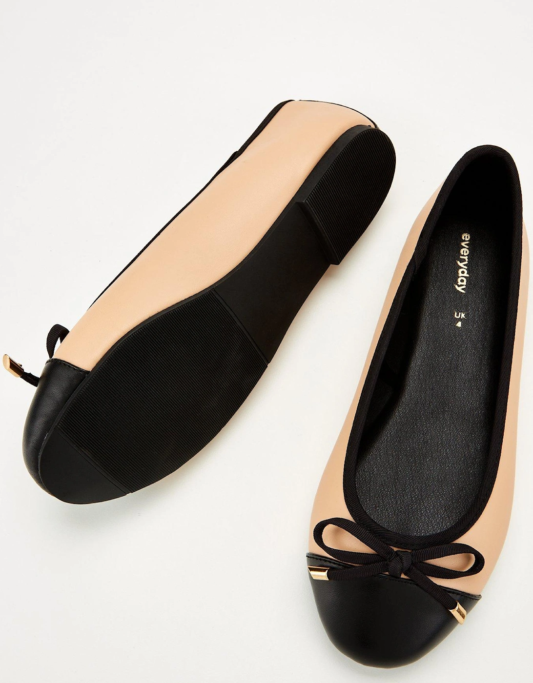 Extra Wide Fit Round Toe Ballerina - Brown