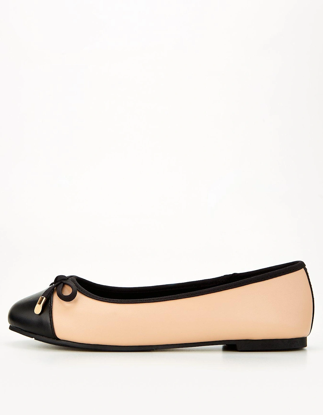 Extra Wide Fit Round Toe Ballerina - Brown