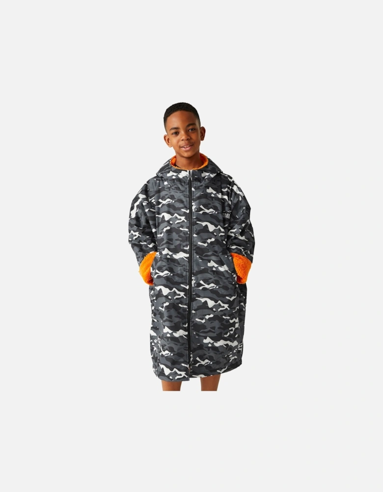 Childrens/Kids Camouflage Waterproof Changing Robe