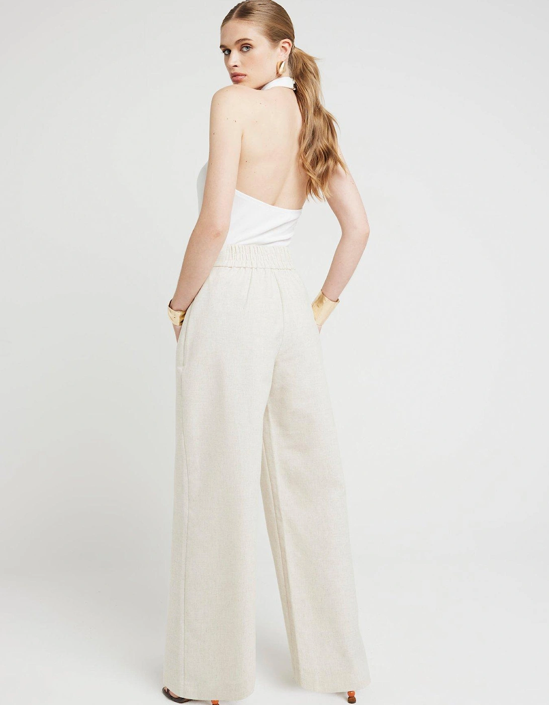 Pleated Wide Leg Trouser - Light Beige