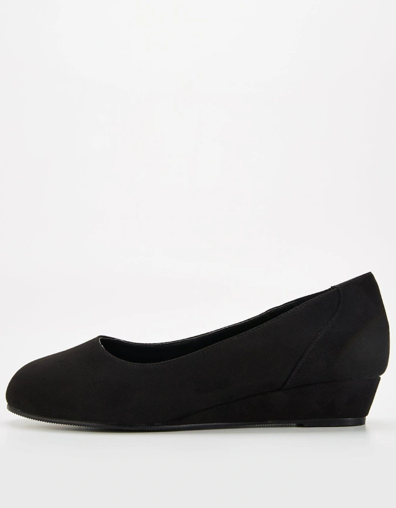 Wide Fit Comfort Wedge Court Shoe - Black