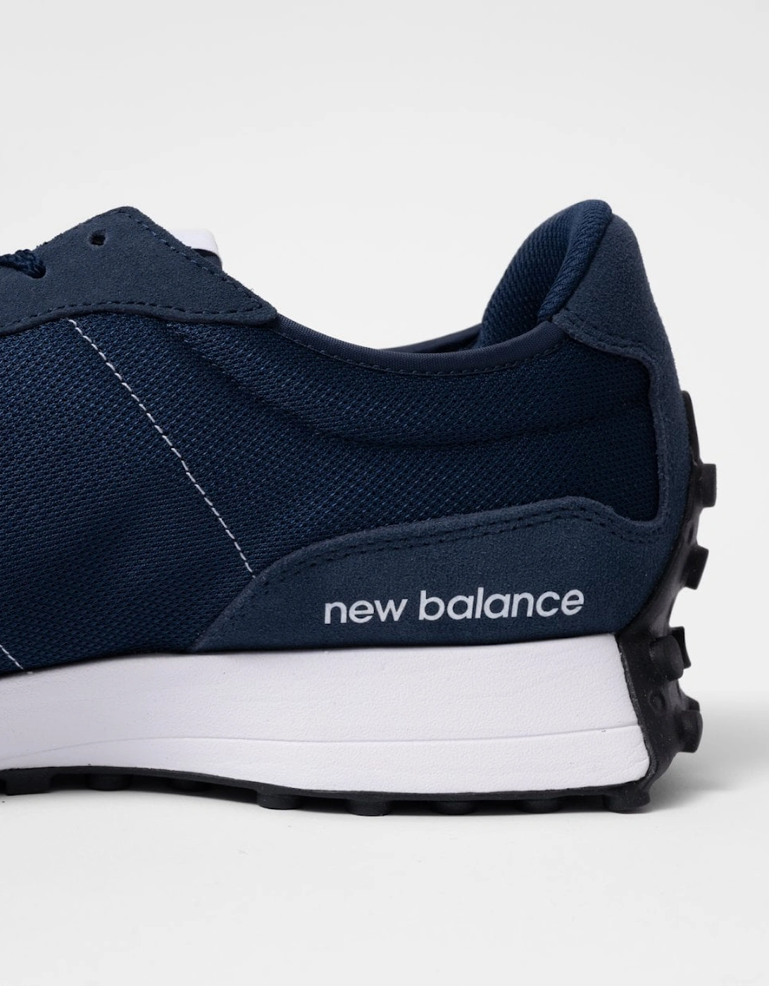 327 Core Mens Trainers