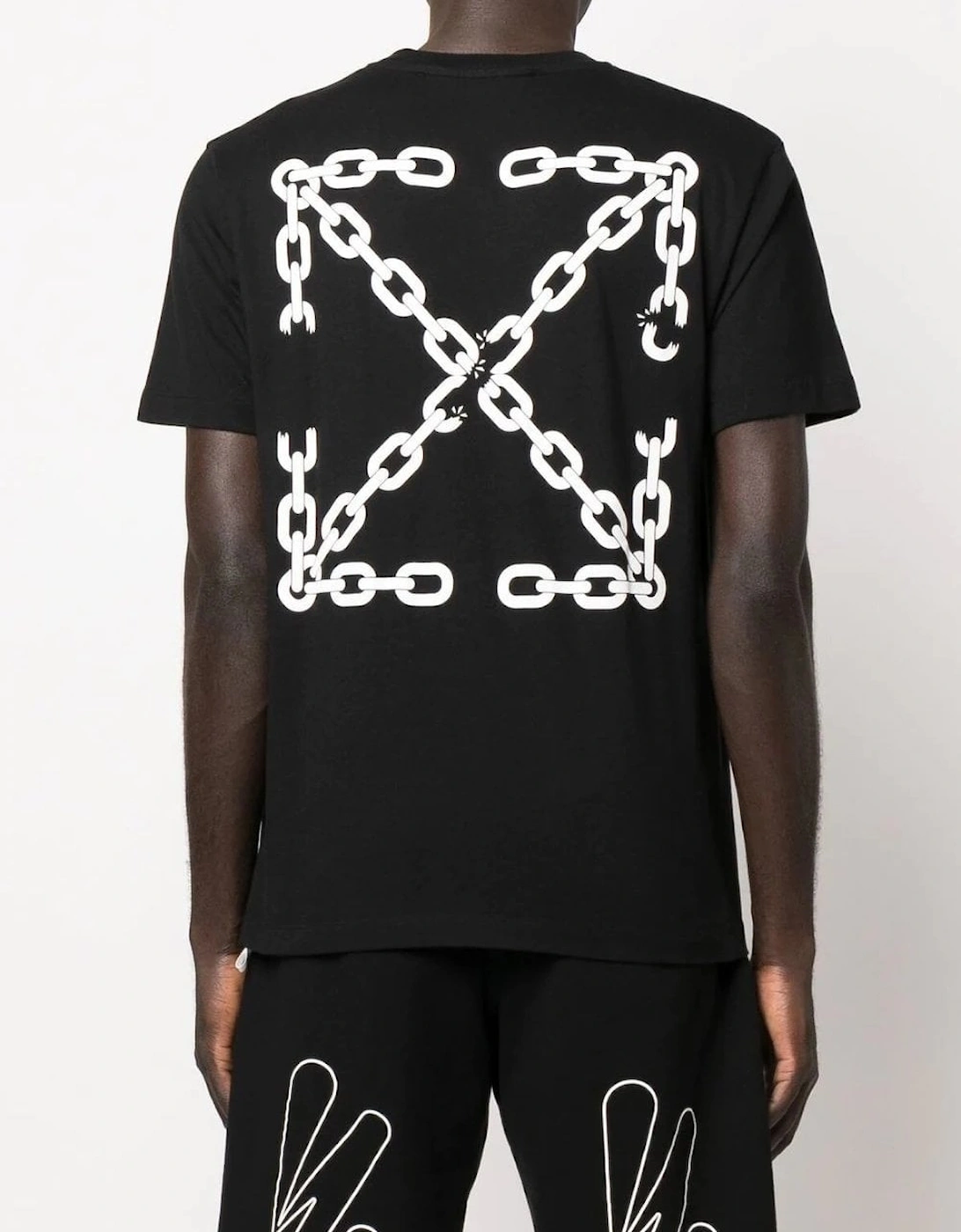 Chain Arrow Logo Printed T-Shirt in Black