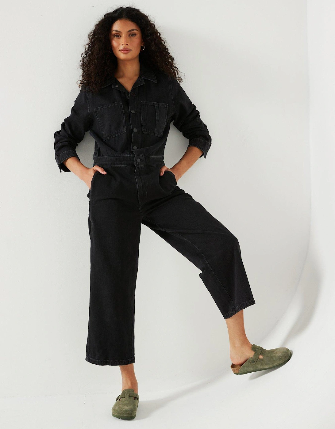 Iconic Jumpsuit - Capturing Moments - Black, 7 of 6