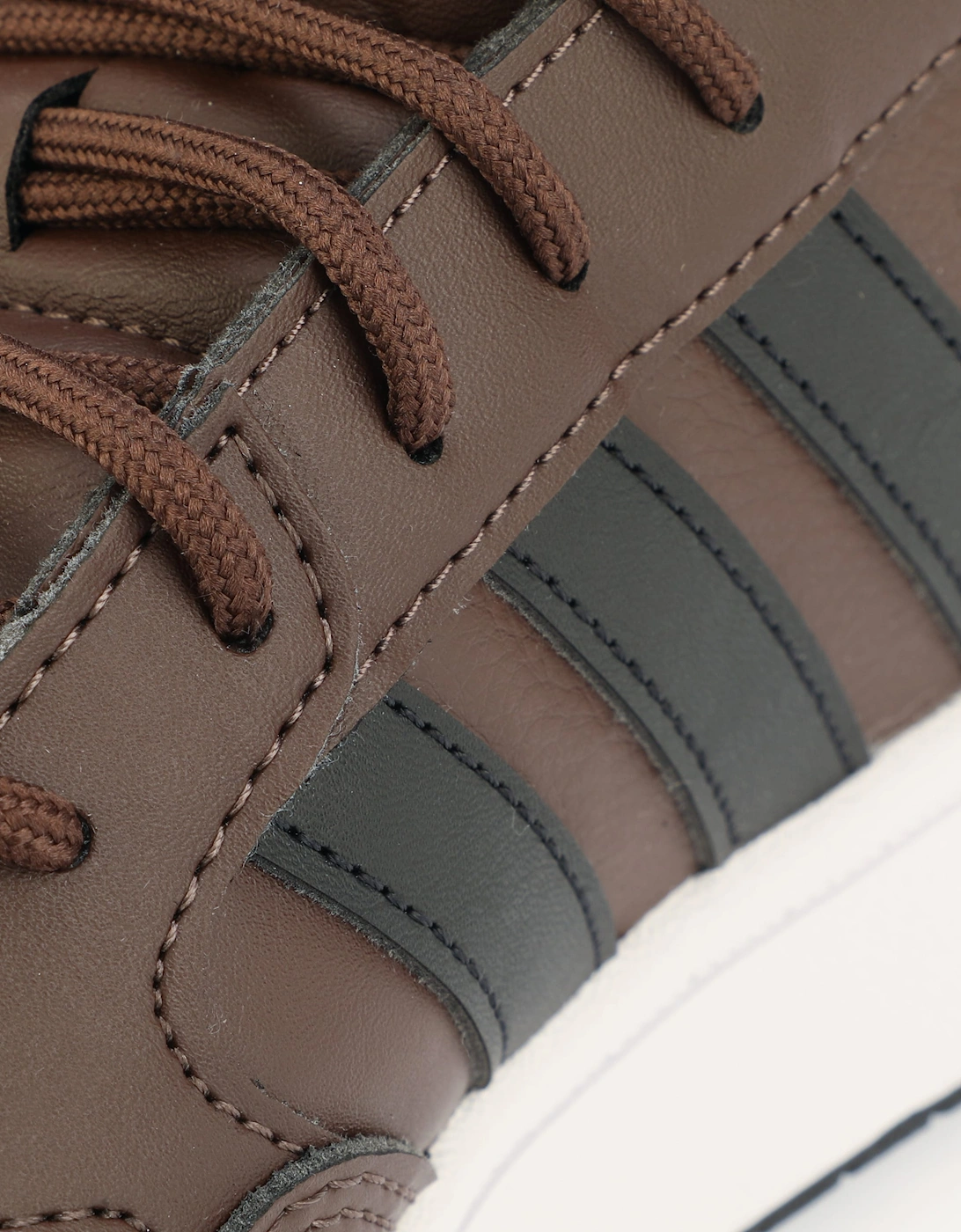 Mens Hoops 3.0 Mid Boot - Mens Hoops 3.0 Mid Winterized Trainers
