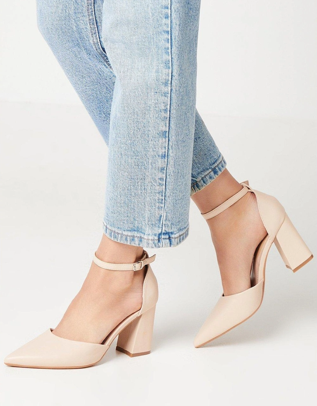 Women's Dorothy Perkins Womens/Ladies Blanche Pointed Ankle Strap High Block Heel Court Shoes - Cream - Size: 8