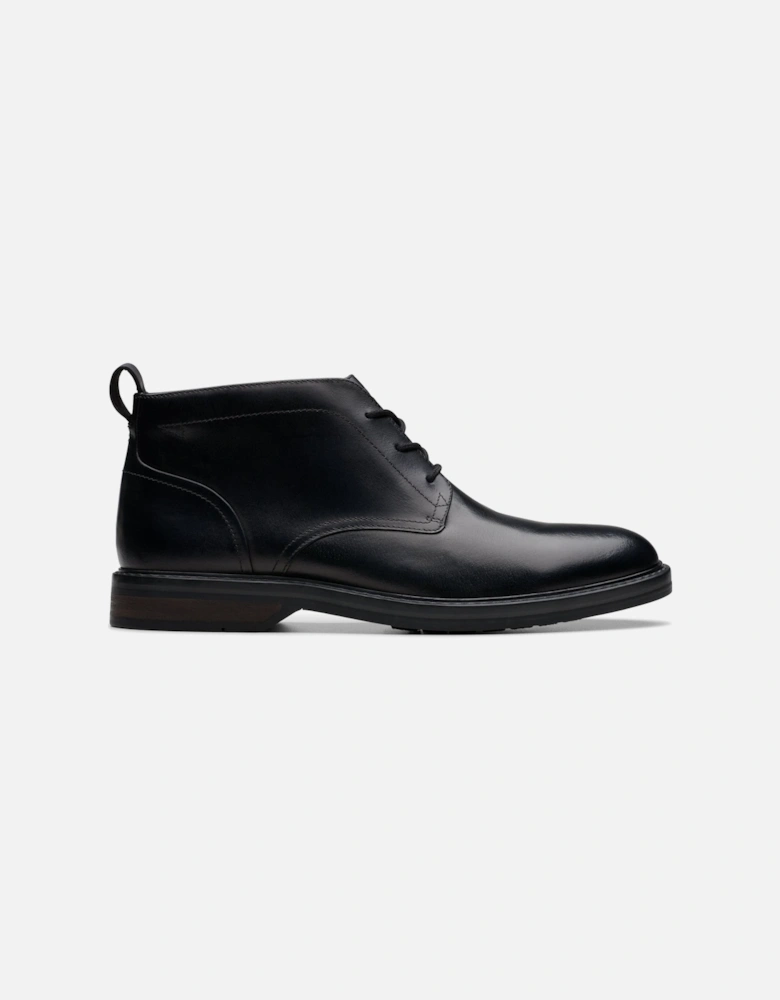 Aldwin Chukka boot in Black Leather